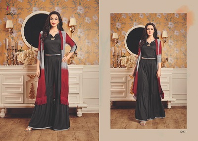Top Bottom And Shrug set same Piece in 3 sizes M L XL
