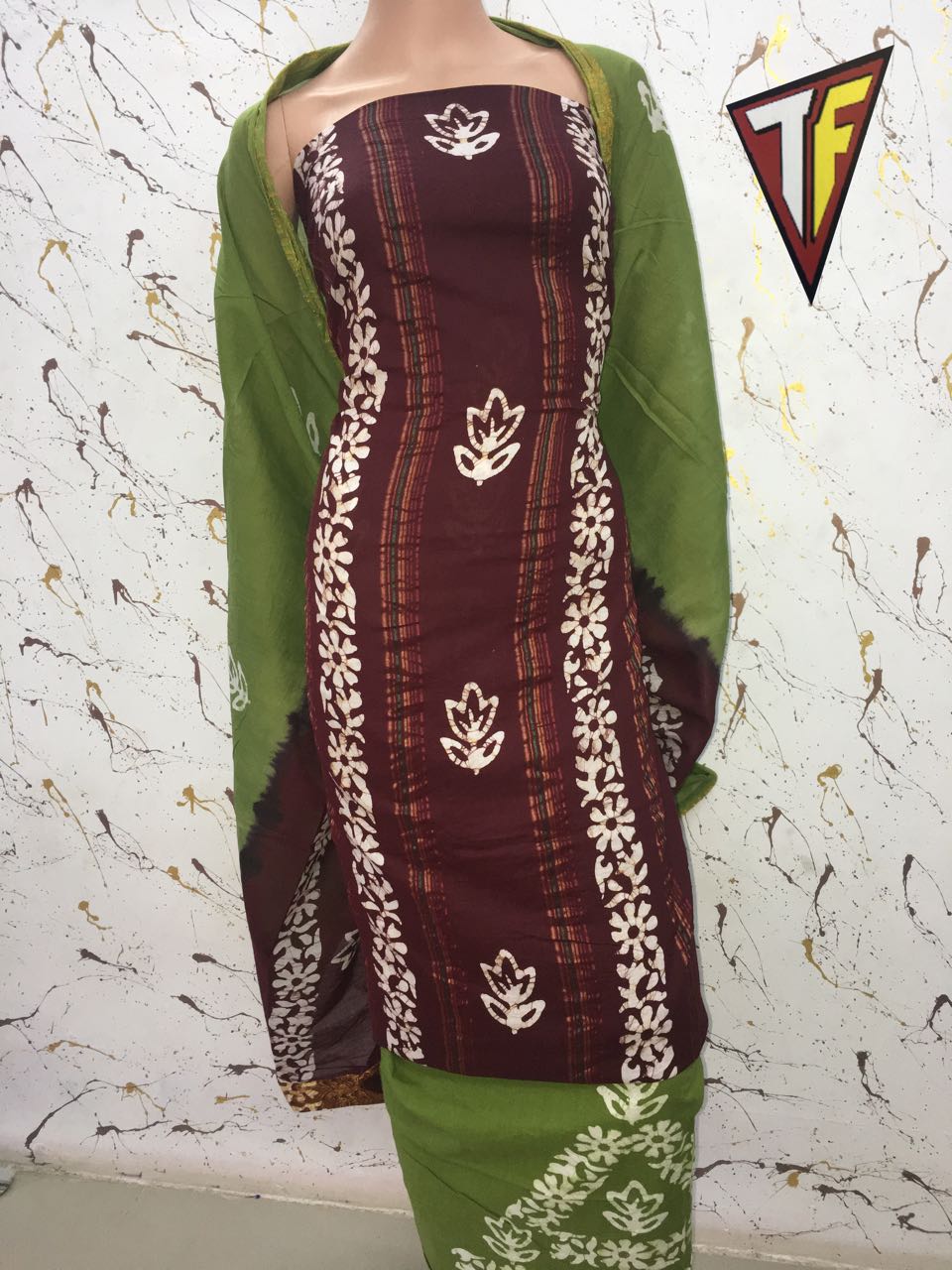 COTTON PRINTED BATIK DRESS MATERIAL WITH COTTON DUPATTA