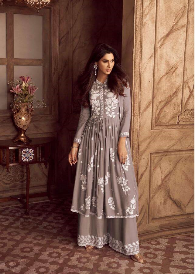 Vamika Nx Lakhnavi vol 4 Salwar Kameez Catalog in Wholesale, Buy Vamika Nx Lakhnavi vol 4 Salwar Kameez Full Catalog in Wholesale Price Online From Aarvee Creation